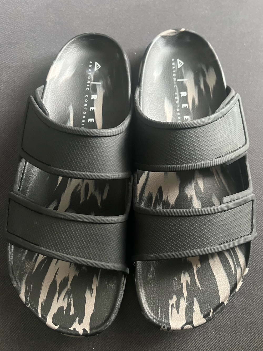 REEF Oasis Adapt Black/Taupe Marble Slides - Men’s 13 NWOT - Comfort Sandals